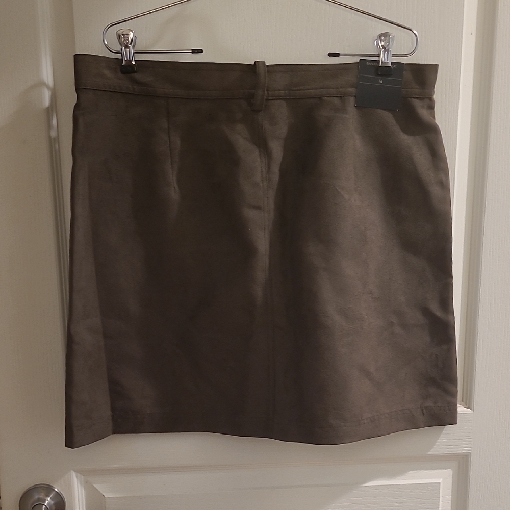 Banana Republic Olive Button-Front Mini Skirt - Picture 3 of 4